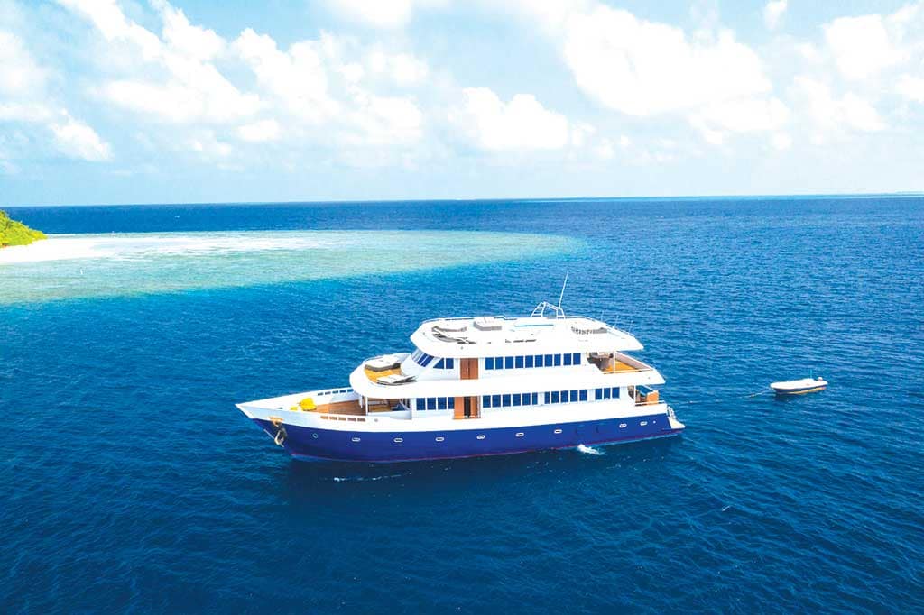 Cruzeiro Maldives Explorer + Bandos